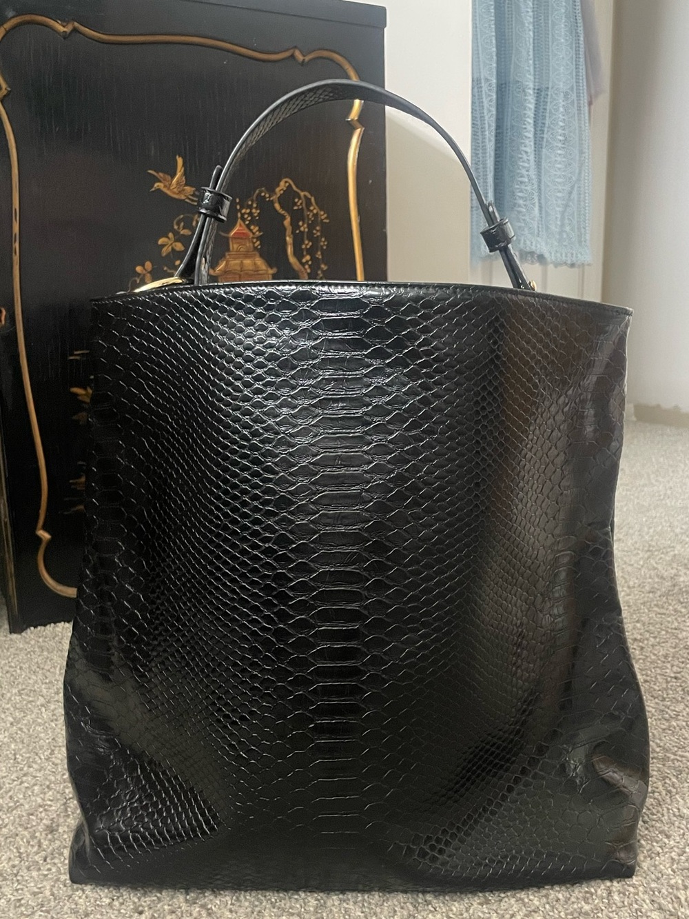 Black Faux-Snake Tote Bag by Lulu Dharma